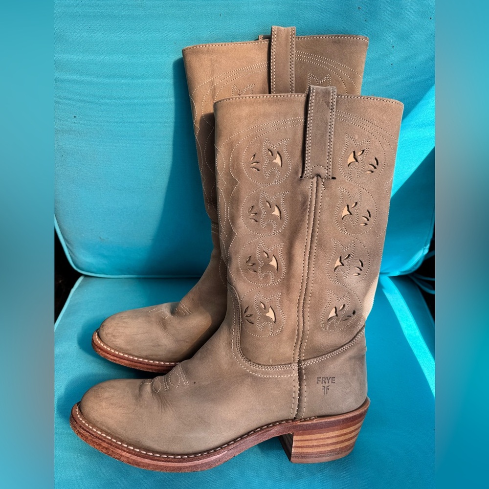 SOLD Frye Austin Women's Taupe Floral Cut-out Leather Stack Heeled Boots